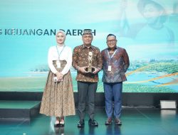 Kota Metro Sabet Kategori Terbaik Tingkat Kabupaten/Kota Wilayah Sumatera Dalam TPAKD Award 2025