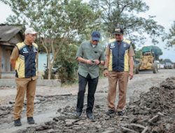 Perbaikan Ruas Jalan Gunung Batin–Daya Murni Dorong Aktivitas Ekonomi Masyarakat