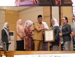 *Gubernur Mirza Dorong Peran Bidan Perkuat Deteksi Dini Kanker Serviks di Lampung*