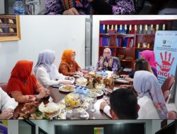 *Kunjungi UPTD PPA Lampung, Menteri PPPA Beri Pendampingan Langsung kepada Korban Kekerasan Seksual*